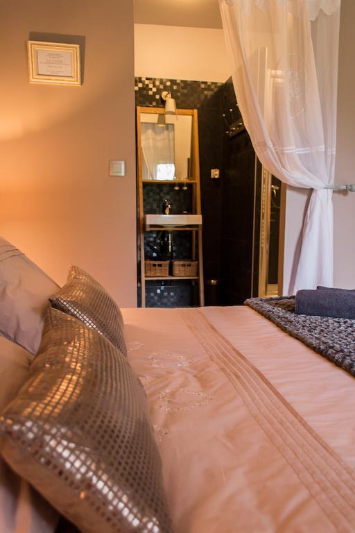 Avilly-Saint-Leonard Le Brame - Chambres D'Hotes الغرفة الصورة
